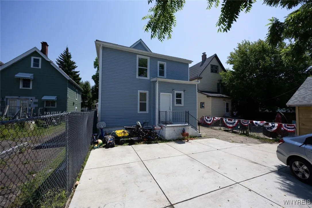 54 Tuxedo Place, Buffalo, New York 14207, Buffalo, New York 14207, 6 Bedrooms Bedrooms, ,4 BathroomsBathrooms,Residential,For Sale,54 Tuxedo Place, Buffalo, New York 14207,B1621871