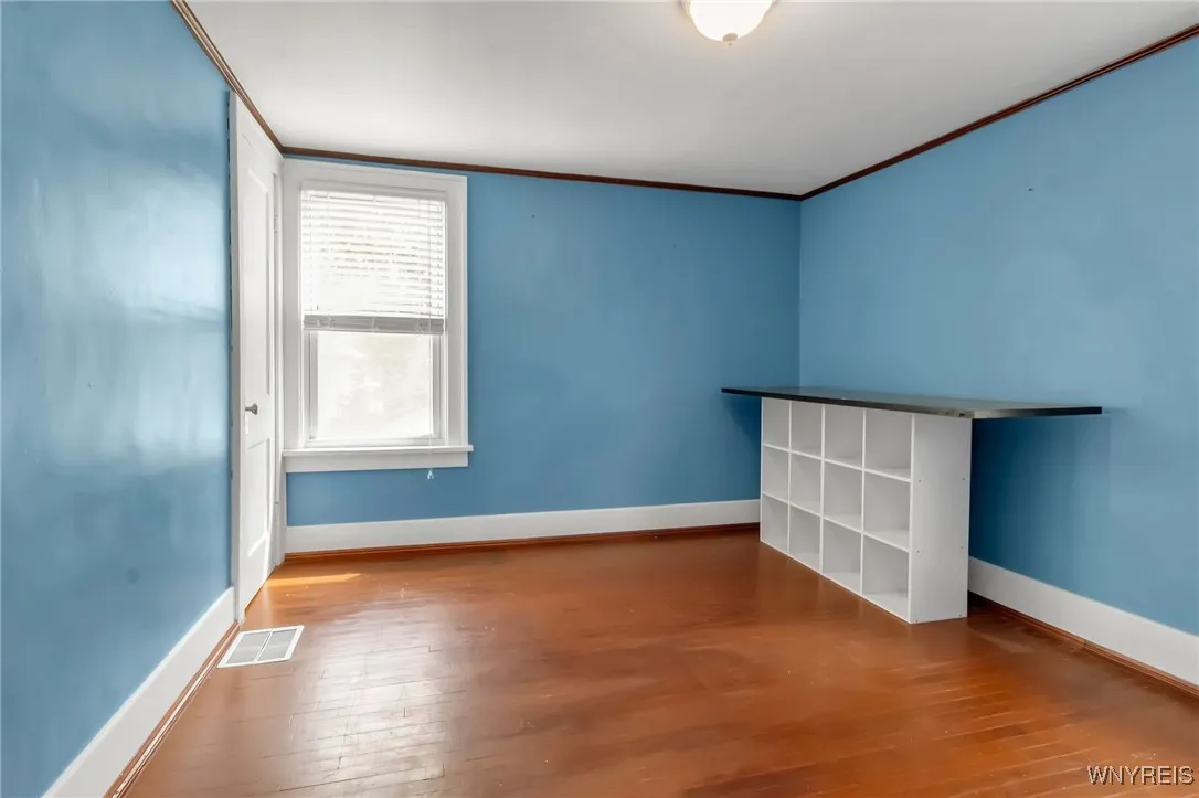 33 Frontenac Avenue, Buffalo, New York 14216, Buffalo, New York 14216, 3 Bedrooms Bedrooms, 6 Rooms Rooms,1 BathroomBathrooms,Residential,For Sale,33 Frontenac Avenue, Buffalo, New York 14216,B1622486