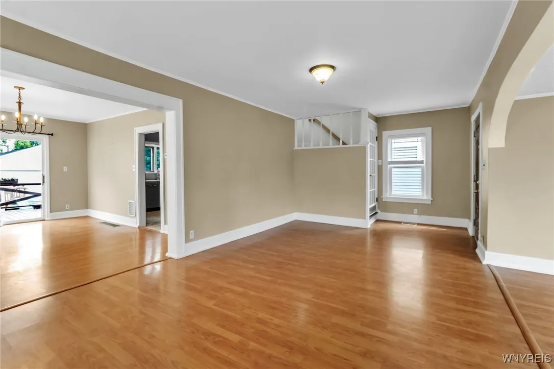 33 Frontenac Avenue, Buffalo, New York 14216, Buffalo, New York 14216, 3 Bedrooms Bedrooms, 6 Rooms Rooms,1 BathroomBathrooms,Residential,For Sale,33 Frontenac Avenue, Buffalo, New York 14216,B1622486