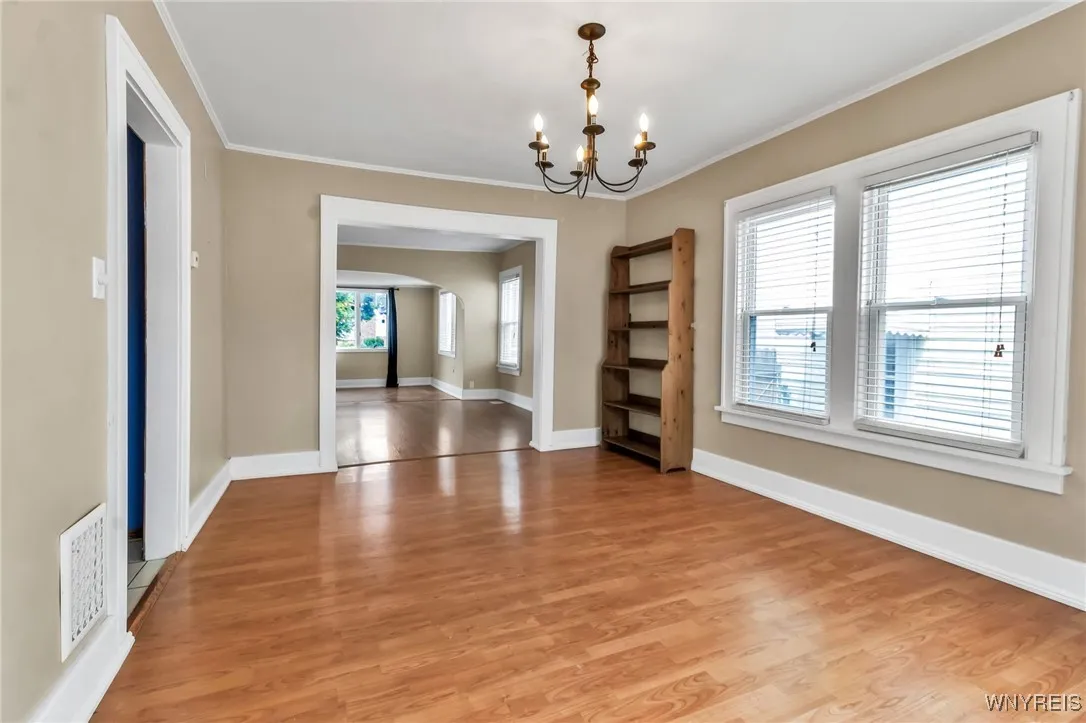 33 Frontenac Avenue, Buffalo, New York 14216, Buffalo, New York 14216, 3 Bedrooms Bedrooms, 6 Rooms Rooms,1 BathroomBathrooms,Residential,For Sale,33 Frontenac Avenue, Buffalo, New York 14216,B1622486