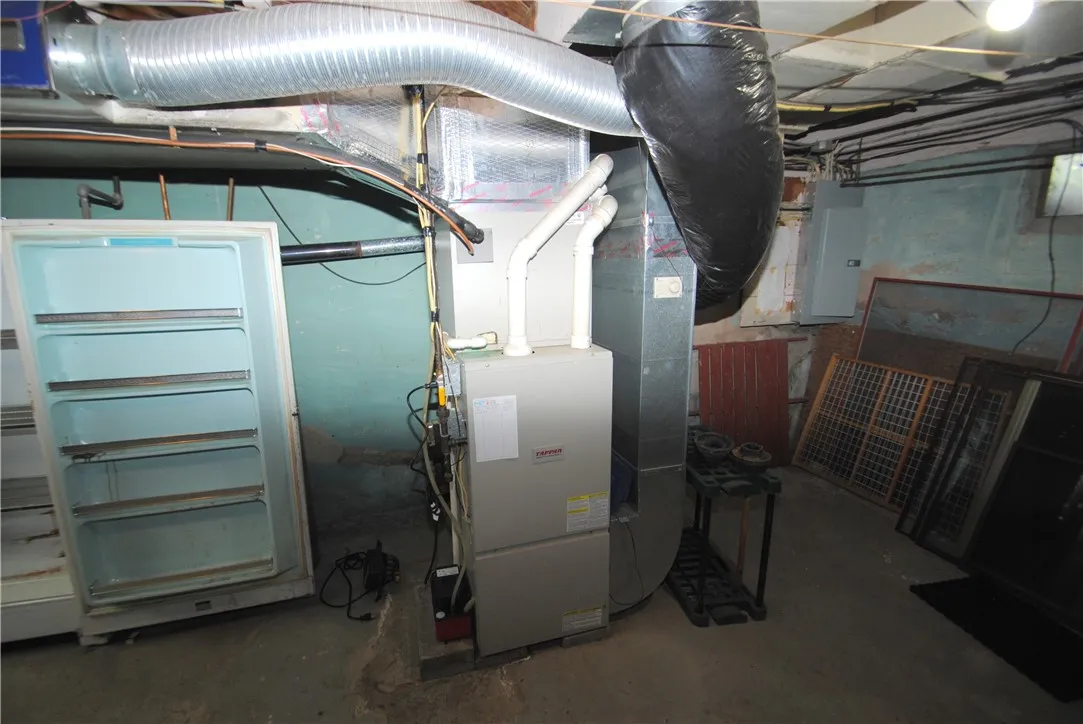 11 Elmwood Avenue, Hornellsville, New York 14843, Hornellsville, New York 14843, 4 Bedrooms Bedrooms, 12 Rooms Rooms,1 BathroomBathrooms,Residential,Closed,11 Elmwood Avenue, Hornellsville, New York 14843,0,R1622402