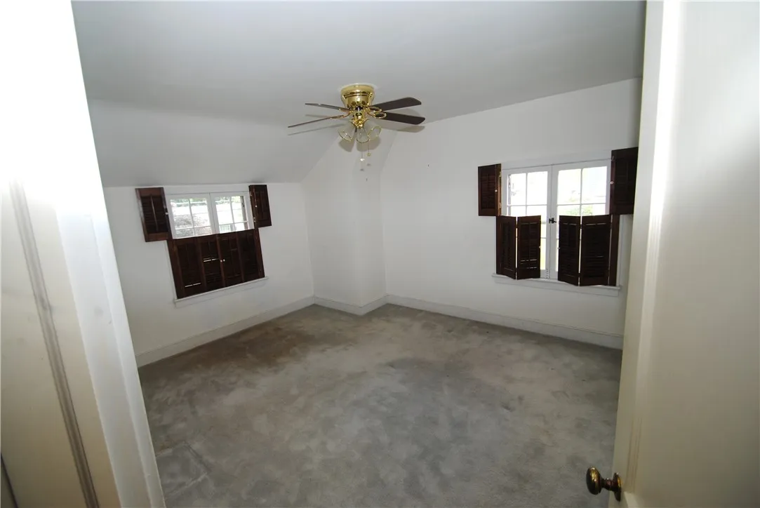 11 Elmwood Avenue, Hornellsville, New York 14843, Hornellsville, New York 14843, 4 Bedrooms Bedrooms, 12 Rooms Rooms,1 BathroomBathrooms,Residential,Closed,11 Elmwood Avenue, Hornellsville, New York 14843,0,R1622402