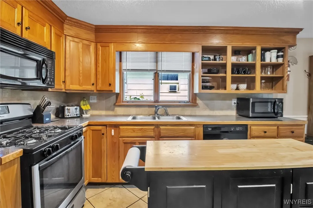 18 Bader Avenue, Collins, New York 14070, Collins, New York 14070, 4 Bedrooms Bedrooms, 8 Rooms Rooms,1 BathroomBathrooms,Residential,For Sale,18 Bader Avenue, Collins, New York 14070,B1622495