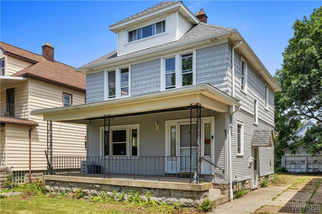 106 Lasalle Avenue, Buffalo, New York 14214, Buffalo, New York 14214, 4 Bedrooms Bedrooms, 5 Rooms Rooms,1 BathroomBathrooms,Residential,For Sale,106 Lasalle Avenue, Buffalo, New York 14214,B1618784