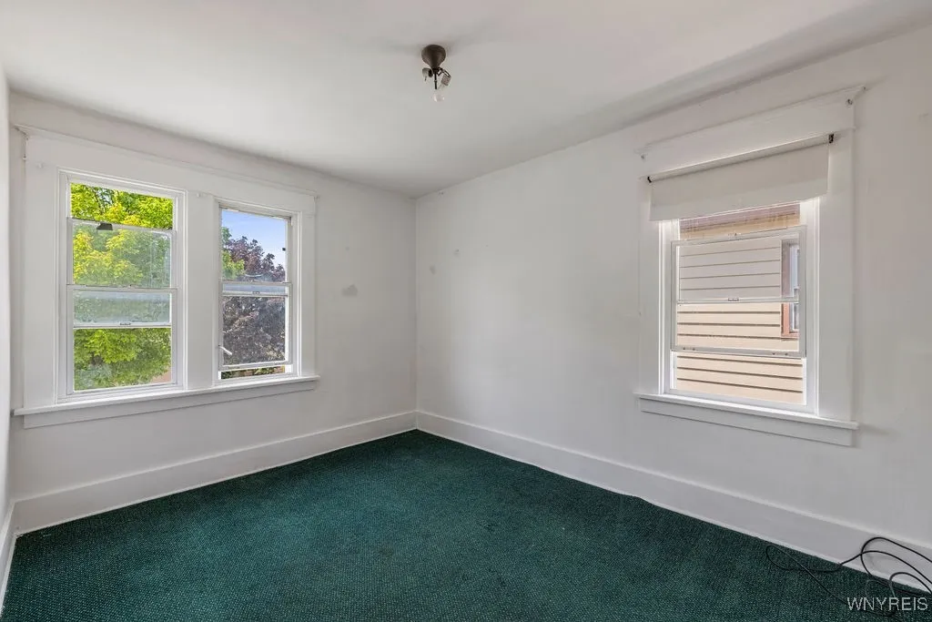 106 Lasalle Avenue, Buffalo, New York 14214, Buffalo, New York 14214, 4 Bedrooms Bedrooms, 5 Rooms Rooms,1 BathroomBathrooms,Residential,For Sale,106 Lasalle Avenue, Buffalo, New York 14214,B1618784