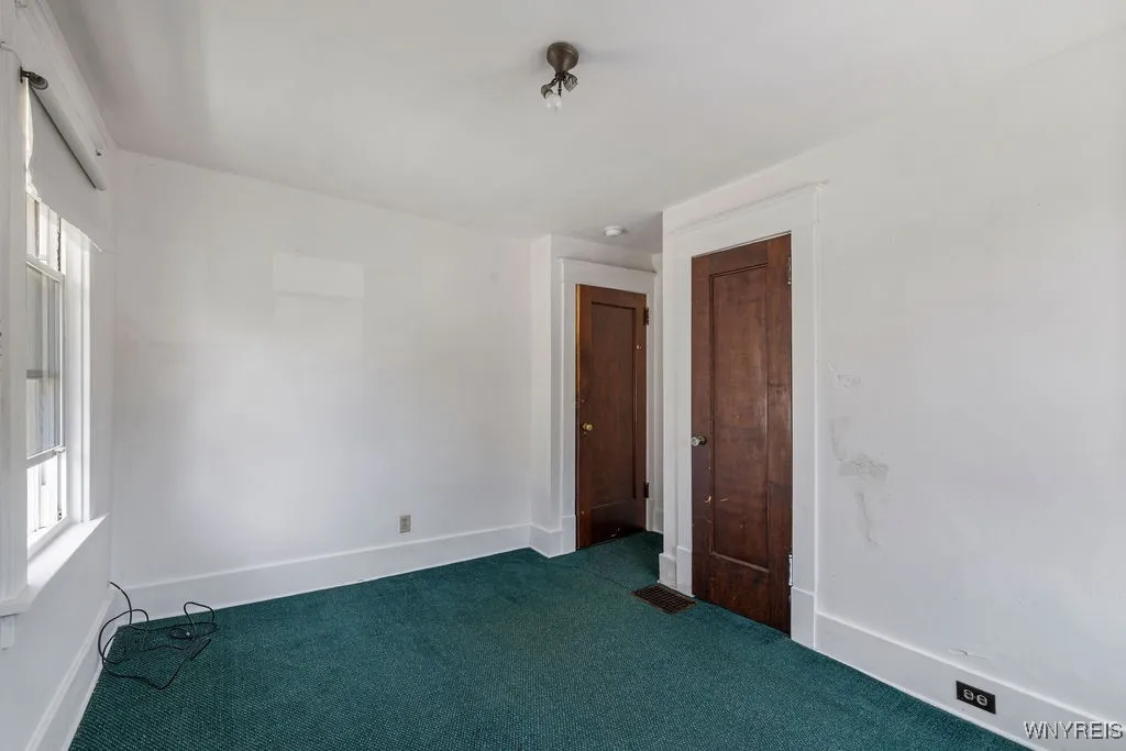 106 Lasalle Avenue, Buffalo, New York 14214, Buffalo, New York 14214, 4 Bedrooms Bedrooms, 5 Rooms Rooms,1 BathroomBathrooms,Residential,For Sale,106 Lasalle Avenue, Buffalo, New York 14214,B1618784