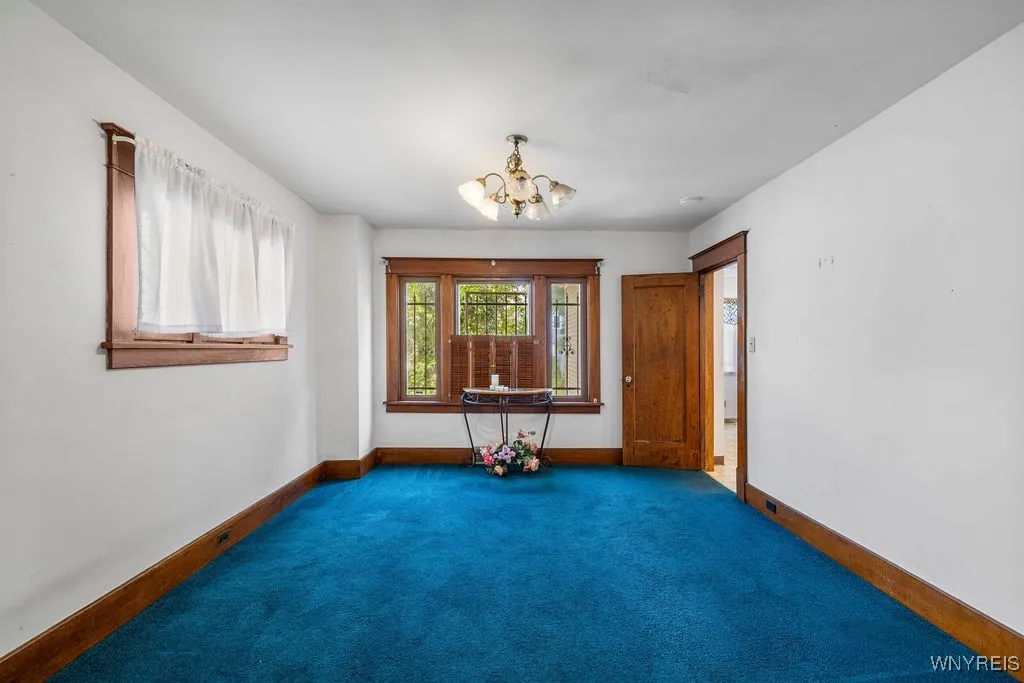 106 Lasalle Avenue, Buffalo, New York 14214, Buffalo, New York 14214, 4 Bedrooms Bedrooms, 5 Rooms Rooms,1 BathroomBathrooms,Residential,For Sale,106 Lasalle Avenue, Buffalo, New York 14214,B1618784
