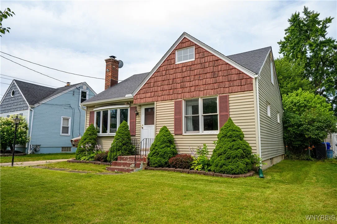 150 Collins Avenue, West Seneca, New York 14224, West Seneca, New York 14224, 3 Bedrooms Bedrooms, 6 Rooms Rooms,1 BathroomBathrooms,Residential,Closed,150 Collins Avenue, West Seneca, New York 14224,0,B1621803