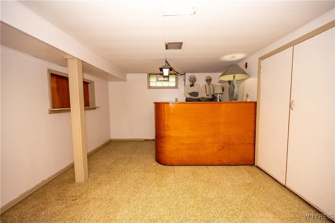 150 Collins Avenue, West Seneca, New York 14224, West Seneca, New York 14224, 3 Bedrooms Bedrooms, 6 Rooms Rooms,1 BathroomBathrooms,Residential,Closed,150 Collins Avenue, West Seneca, New York 14224,0,B1621803