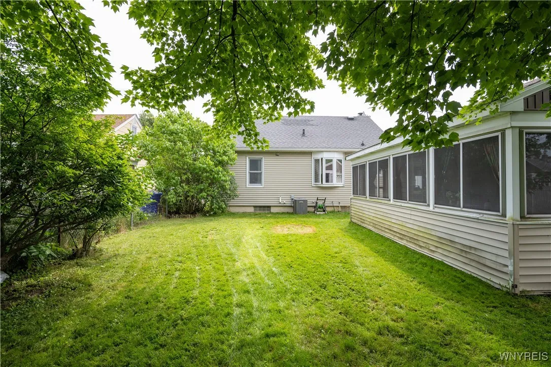 150 Collins Avenue, West Seneca, New York 14224, West Seneca, New York 14224, 3 Bedrooms Bedrooms, 6 Rooms Rooms,1 BathroomBathrooms,Residential,Closed,150 Collins Avenue, West Seneca, New York 14224,0,B1621803
