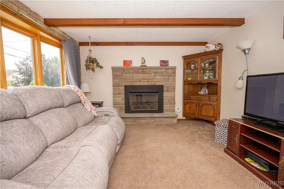 150 Collins Avenue, West Seneca, New York 14224, West Seneca, New York 14224, 3 Bedrooms Bedrooms, 6 Rooms Rooms,1 BathroomBathrooms,Residential,Closed,150 Collins Avenue, West Seneca, New York 14224,0,B1621803