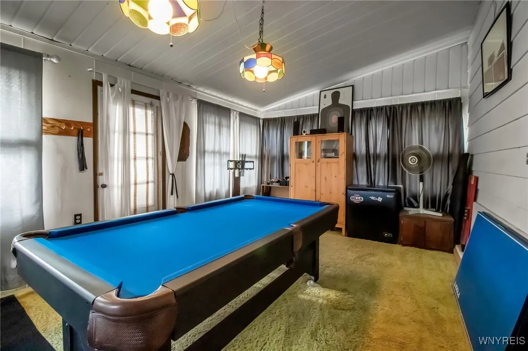 10 Irwinwood Road, Lancaster, New York 14086, Lancaster, New York 14086, 4 Bedrooms Bedrooms, 9 Rooms Rooms,2 BathroomsBathrooms,Residential,Closed,10 Irwinwood Road, Lancaster, New York 14086,0,B1621721