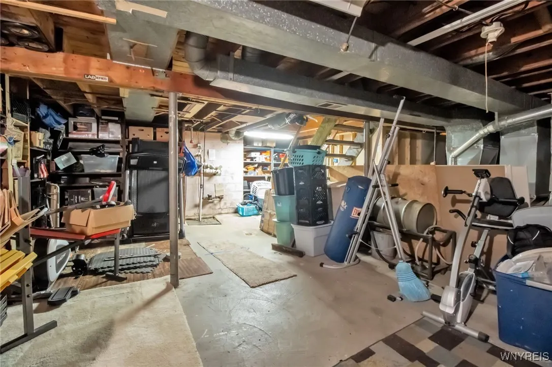 10 Irwinwood Road, Lancaster, New York 14086, Lancaster, New York 14086, 4 Bedrooms Bedrooms, 9 Rooms Rooms,2 BathroomsBathrooms,Residential,Closed,10 Irwinwood Road, Lancaster, New York 14086,0,B1621721