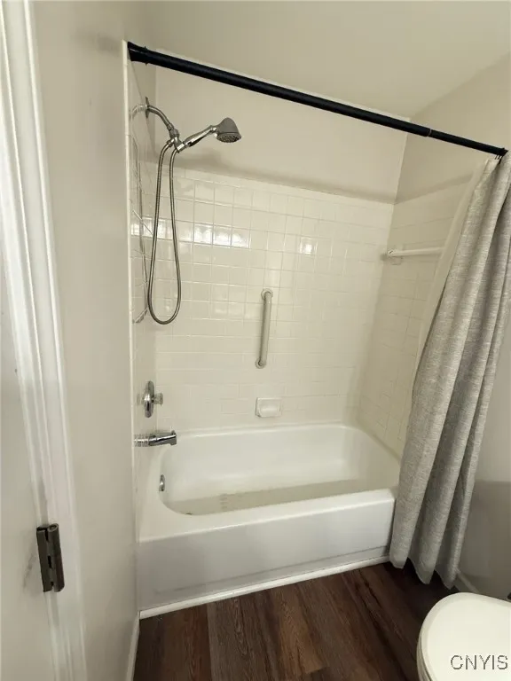 2301 Greymoor Way, Lysander, New York 13027, Lysander, New York 13027, 2 Bedrooms Bedrooms, 6 Rooms Rooms,2 BathroomsBathrooms,Residential,For Sale,2301 Greymoor Way, Lysander, New York 13027,S1622173