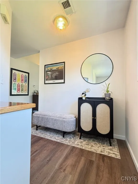 2301 Greymoor Way, Lysander, New York 13027, Lysander, New York 13027, 2 Bedrooms Bedrooms, 6 Rooms Rooms,2 BathroomsBathrooms,Residential,For Sale,2301 Greymoor Way, Lysander, New York 13027,S1622173