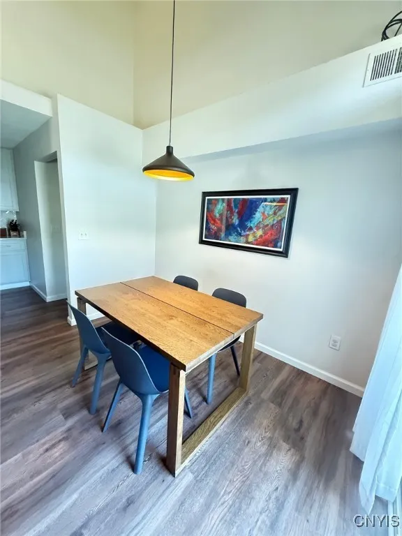 2301 Greymoor Way, Lysander, New York 13027, Lysander, New York 13027, 2 Bedrooms Bedrooms, 6 Rooms Rooms,2 BathroomsBathrooms,Residential,For Sale,2301 Greymoor Way, Lysander, New York 13027,S1622173