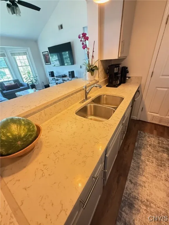2301 Greymoor Way, Lysander, New York 13027, Lysander, New York 13027, 2 Bedrooms Bedrooms, 6 Rooms Rooms,2 BathroomsBathrooms,Residential,For Sale,2301 Greymoor Way, Lysander, New York 13027,S1622173