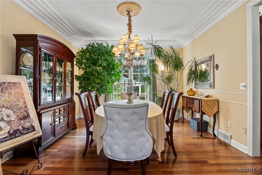 314 Landings Drive, Amherst, New York 14228, Amherst, New York 14228, 4 Bedrooms Bedrooms, 12 Rooms Rooms,2 BathroomsBathrooms,Residential,For Sale,314 Landings Drive, Amherst, New York 14228,B1622569