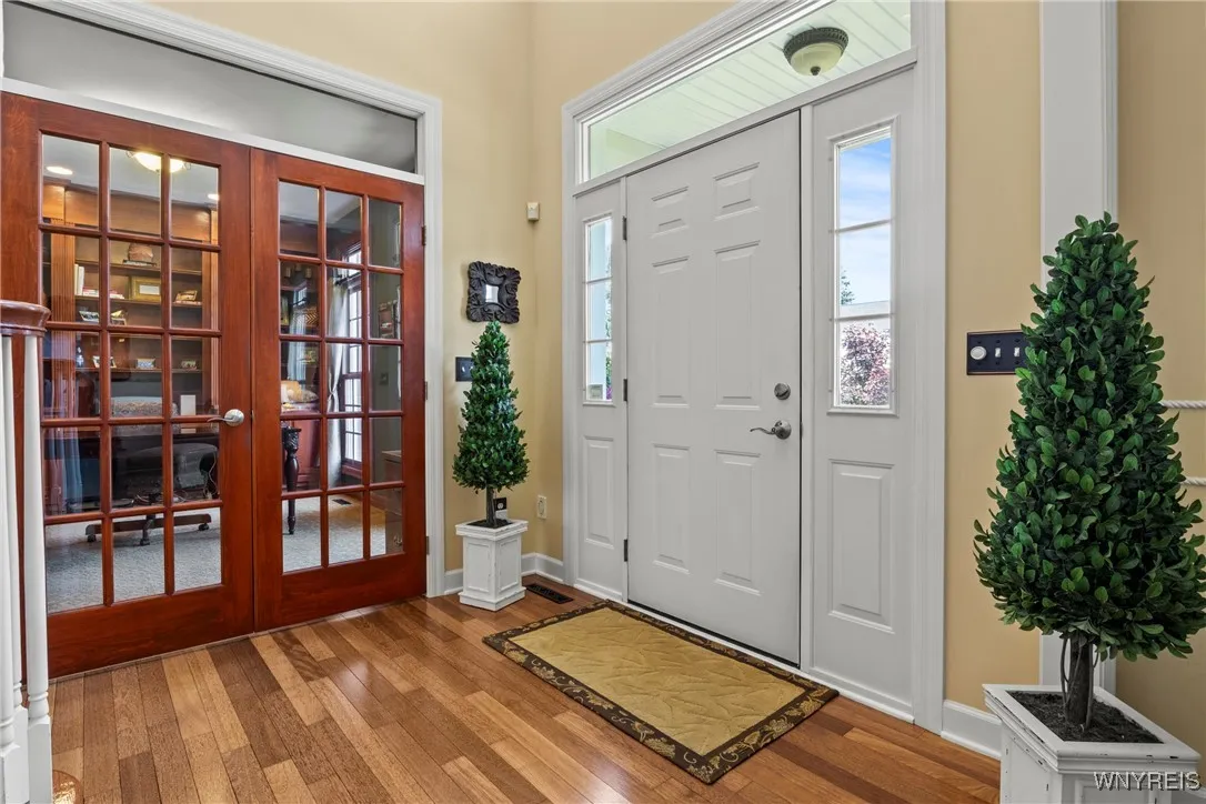 314 Landings Drive, Amherst, New York 14228, Amherst, New York 14228, 4 Bedrooms Bedrooms, 12 Rooms Rooms,2 BathroomsBathrooms,Residential,For Sale,314 Landings Drive, Amherst, New York 14228,B1622569