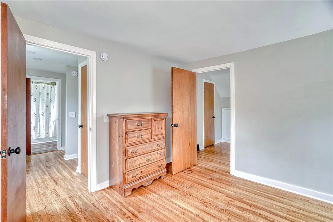 2862 Culver Road, Irondequoit, New York 14622, Irondequoit, New York 14622, 2 Bedrooms Bedrooms, 8 Rooms Rooms,1 BathroomBathrooms,Residential,For Sale,2862 Culver Road, Irondequoit, New York 14622,R1619973
