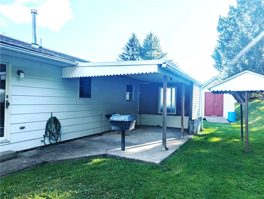 310 East Green Street, Smethport Boro, Pennsylvani, Smethport Boro, Pennsylvania 16749, 3 Bedrooms Bedrooms, 9 Rooms Rooms,2 BathroomsBathrooms,Residential,For Sale,310 East Green Street, Smethport Boro, Pennsylvani,R1622328