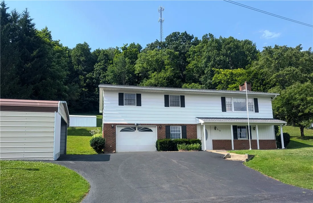 310 East Green Street, Smethport Boro, Pennsylvani, Smethport Boro, Pennsylvania 16749, 3 Bedrooms Bedrooms, 9 Rooms Rooms,2 BathroomsBathrooms,Residential,For Sale,310 East Green Street, Smethport Boro, Pennsylvani,R1622328