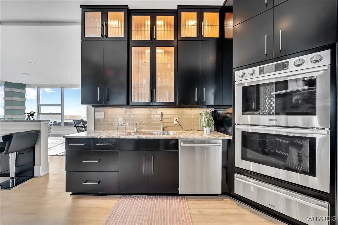 200 Delaware Avenue 1501, Buffalo, New York 14202, Buffalo, New York 14202, 3 Bedrooms Bedrooms, 7 Rooms Rooms,3 BathroomsBathrooms,Residential,For Sale,200 Delaware Avenue 1501, Buffalo, New York 14202,0,B1622316