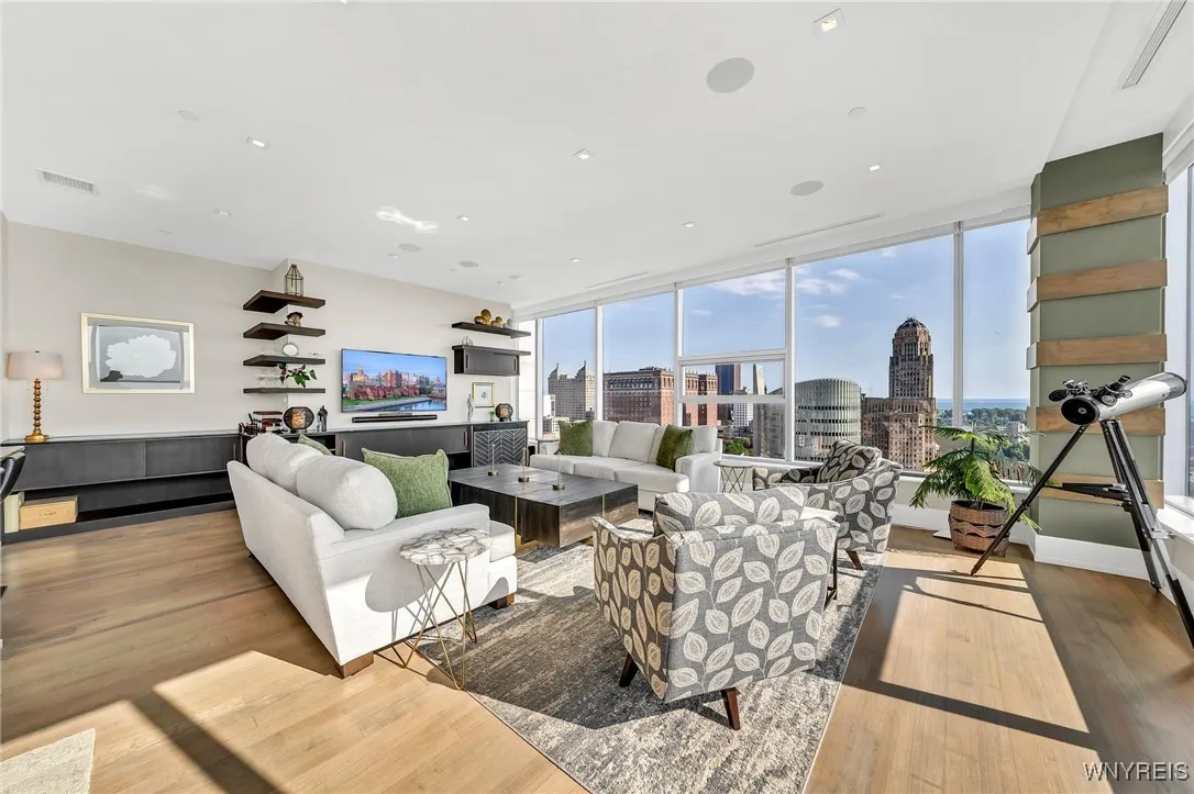 200 Delaware Avenue 1501, Buffalo, New York 14202, Buffalo, New York 14202, 3 Bedrooms Bedrooms, 7 Rooms Rooms,3 BathroomsBathrooms,Residential,For Sale,200 Delaware Avenue 1501, Buffalo, New York 14202,B1622316
