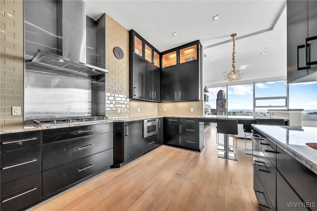 200 Delaware Avenue 1501, Buffalo, New York 14202, Buffalo, New York 14202, 3 Bedrooms Bedrooms, 7 Rooms Rooms,3 BathroomsBathrooms,Residential,For Sale,200 Delaware Avenue 1501, Buffalo, New York 14202,B1622316
