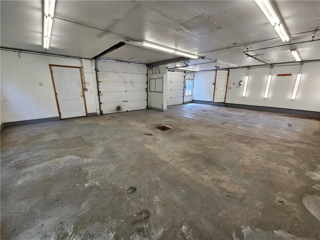 5009 East Main Street Road, Batavia, New York 1402, Batavia, New York 14020, ,Commercial Lease,For Rent,5009 East Main Street Road, Batavia, New York 1402,R1622584
