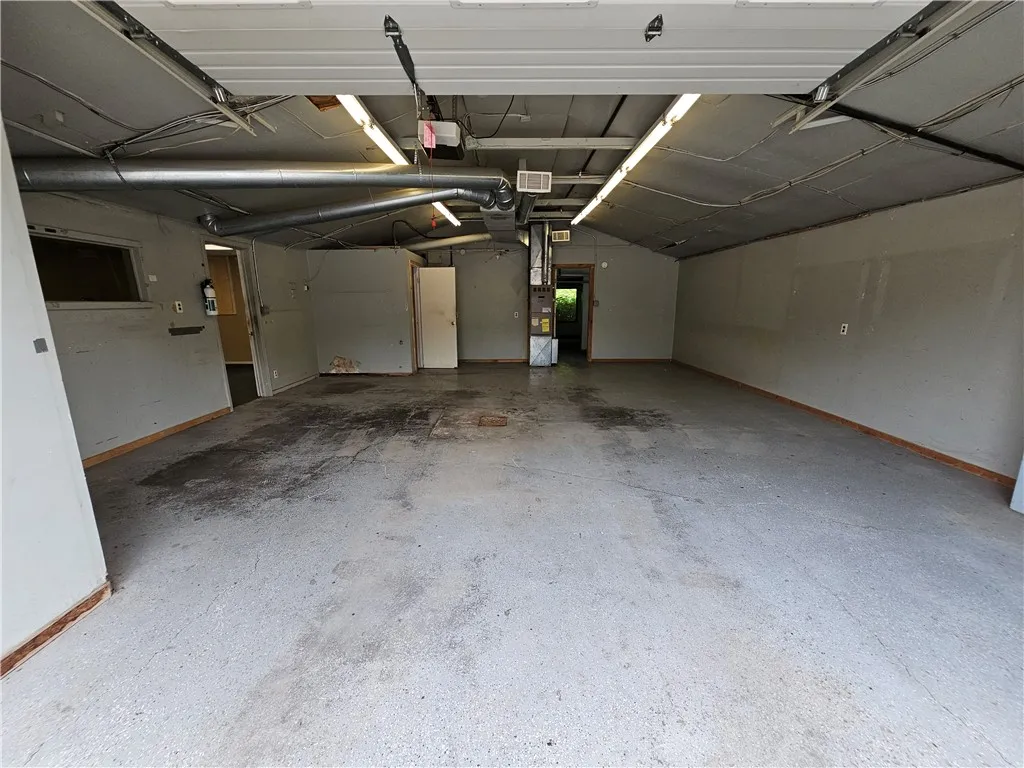 5009 East Main Street Road, Batavia, New York 1402, Batavia, New York 14020, ,Commercial Lease,For Rent,5009 East Main Street Road, Batavia, New York 1402,R1622584