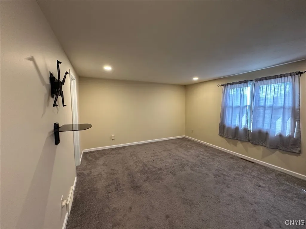 6148 Bethlehem Lane, Cicero, New York 13039, Cicero, New York 13039, 2 Bedrooms Bedrooms, 6 Rooms Rooms,1 BathroomBathrooms,Residential Lease,For Rent,6148 Bethlehem Lane, Cicero, New York 13039,S1622579