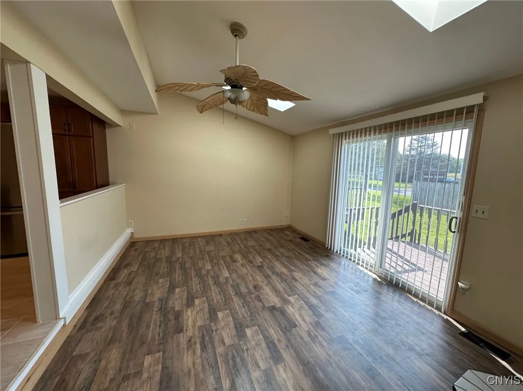 6148 Bethlehem Lane, Cicero, New York 13039, Cicero, New York 13039, 2 Bedrooms Bedrooms, 6 Rooms Rooms,1 BathroomBathrooms,Residential Lease,For Rent,6148 Bethlehem Lane, Cicero, New York 13039,S1622579