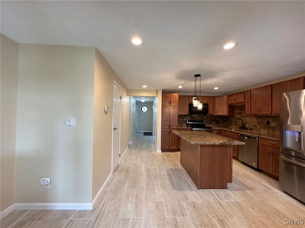 6148 Bethlehem Lane, Cicero, New York 13039, Cicero, New York 13039, 2 Bedrooms Bedrooms, 6 Rooms Rooms,1 BathroomBathrooms,Residential Lease,For Rent,6148 Bethlehem Lane, Cicero, New York 13039,S1622579