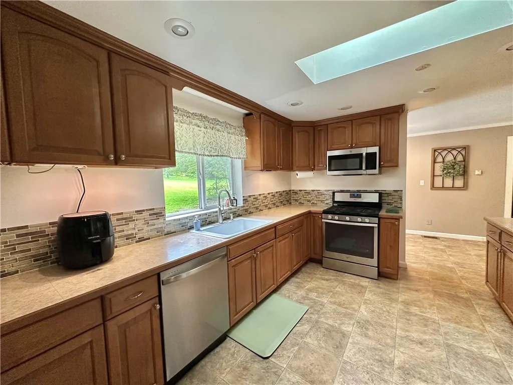 3582 County Highway 4, Morris, New York 13843, Morris, New York 13843, 4 Bedrooms Bedrooms, 10 Rooms Rooms,2 BathroomsBathrooms,Residential,For Sale,3582 County Highway 4, Morris, New York 13843,R1622087