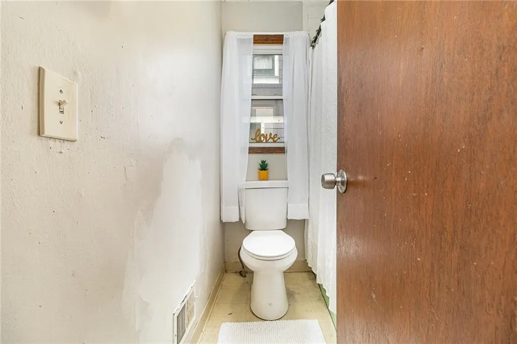 430 Ridgeway Avenue, Rochester, New York 14615, Rochester, New York 14615, 3 Bedrooms Bedrooms, ,2 BathroomsBathrooms,Residential,For Sale,430 Ridgeway Avenue, Rochester, New York 14615,R1622371