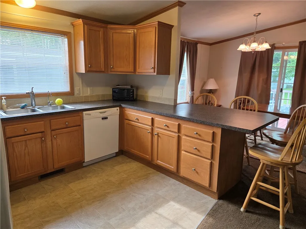 68 Hillside Dr Drive, Avon, New York 14414, Avon, New York 14414, 3 Bedrooms Bedrooms, 6 Rooms Rooms,2 BathroomsBathrooms,Residential,For Sale,68 Hillside Dr Drive, Avon, New York 14414,0,R1622218