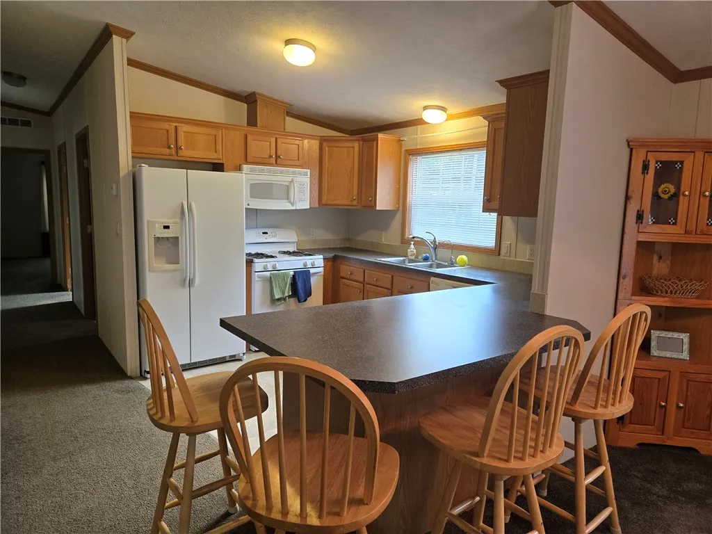 68 Hillside Dr Drive, Avon, New York 14414, Avon, New York 14414, 3 Bedrooms Bedrooms, 6 Rooms Rooms,2 BathroomsBathrooms,Residential,For Sale,68 Hillside Dr Drive, Avon, New York 14414,0,R1622218