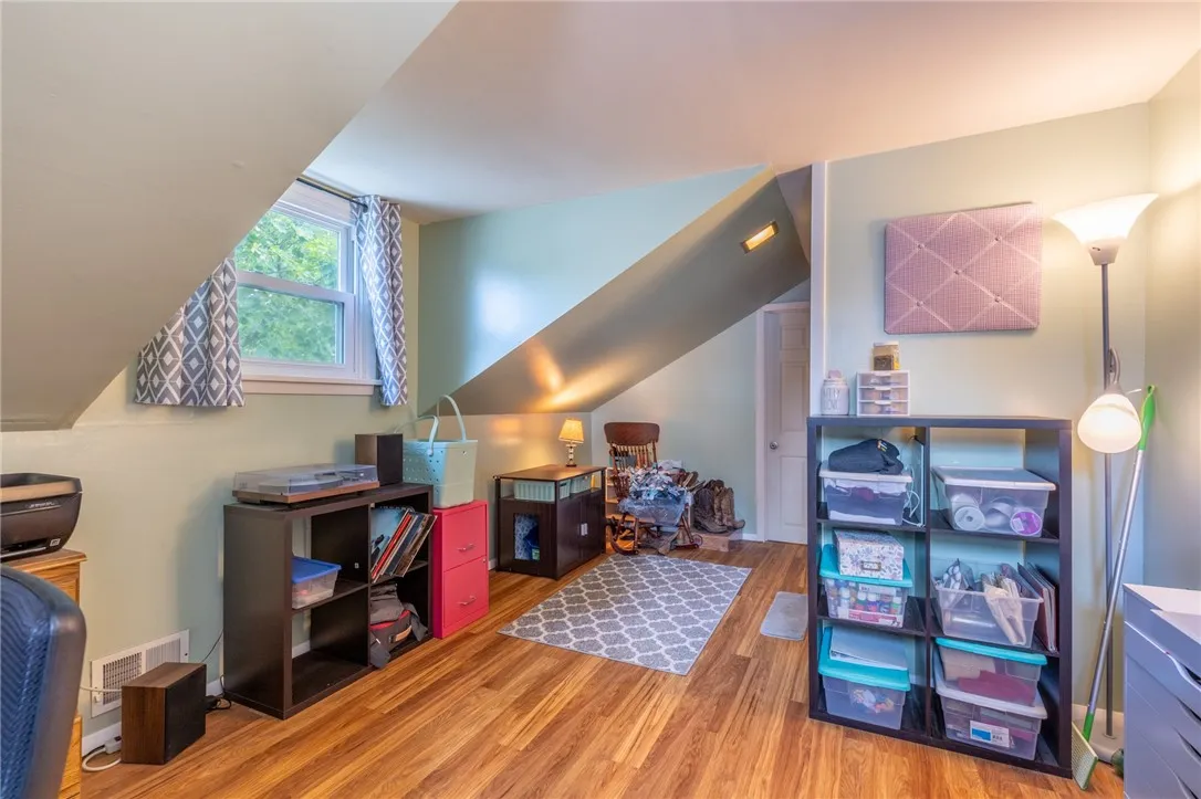 529 Fetzner Road, Greece, New York 14626, Greece, New York 14626, 4 Bedrooms Bedrooms, 9 Rooms Rooms,1 BathroomBathrooms,Residential,For Sale,529 Fetzner Road, Greece, New York 14626,R1622239