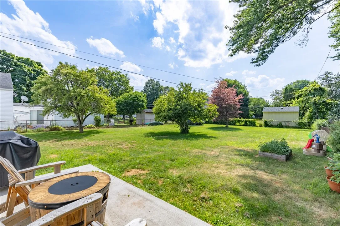 529 Fetzner Road, Greece, New York 14626, Greece, New York 14626, 4 Bedrooms Bedrooms, 9 Rooms Rooms,1 BathroomBathrooms,Residential,For Sale,529 Fetzner Road, Greece, New York 14626,R1622239