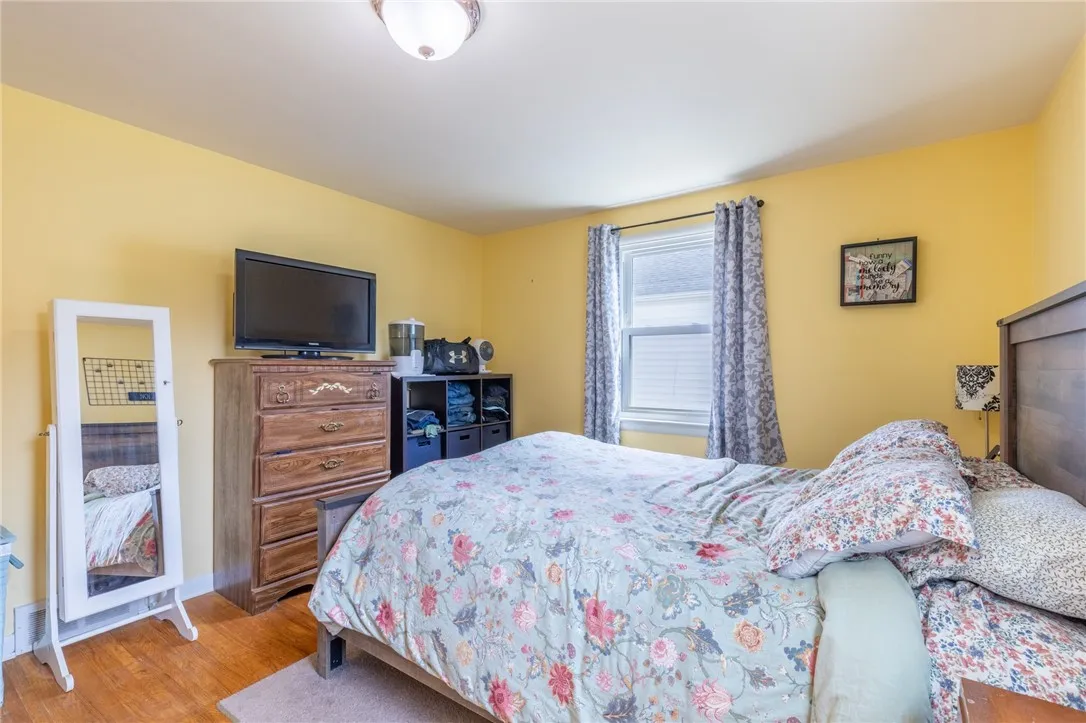 529 Fetzner Road, Greece, New York 14626, Greece, New York 14626, 4 Bedrooms Bedrooms, 9 Rooms Rooms,1 BathroomBathrooms,Residential,For Sale,529 Fetzner Road, Greece, New York 14626,R1622239
