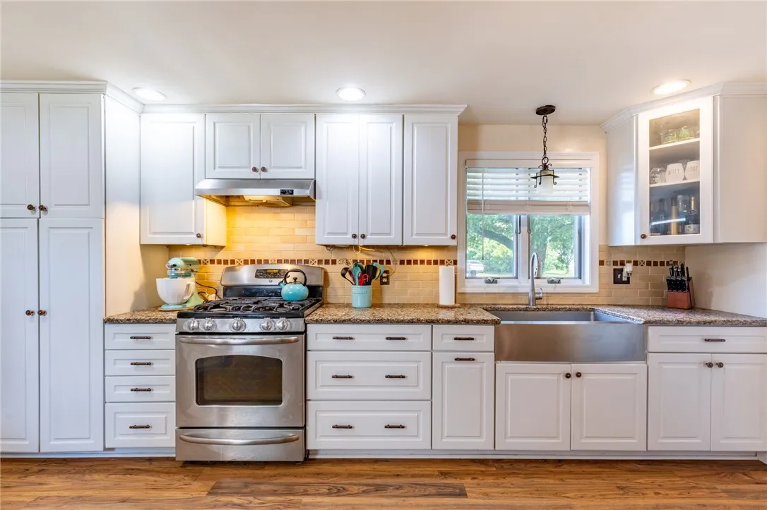 529 Fetzner Road, Greece, New York 14626, Greece, New York 14626, 4 Bedrooms Bedrooms, 9 Rooms Rooms,1 BathroomBathrooms,Residential,For Sale,529 Fetzner Road, Greece, New York 14626,R1622239