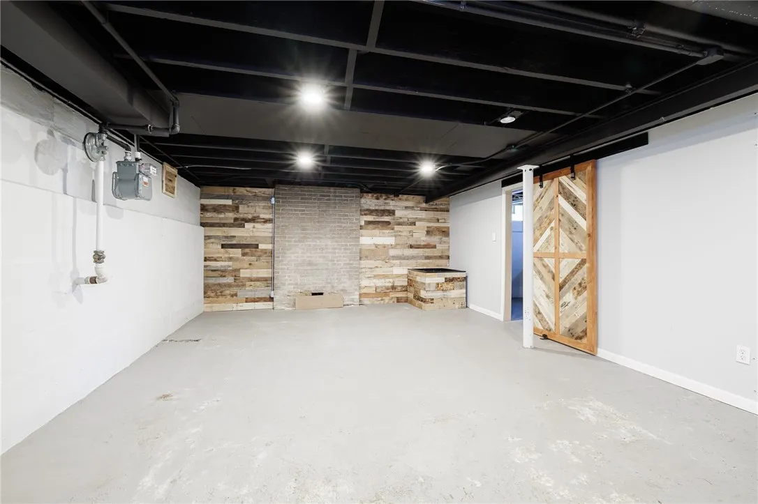 1043 Genesee Park Boulevard, Rochester, New York 1, Rochester, New York 14619, 3 Bedrooms Bedrooms, 6 Rooms Rooms,1 BathroomBathrooms,Residential,For Sale,1043 Genesee Park Boulevard, Rochester, New York 1,R1622596