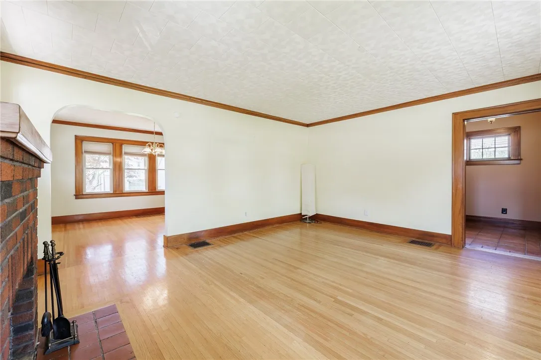 1043 Genesee Park Boulevard, Rochester, New York 1, Rochester, New York 14619, 3 Bedrooms Bedrooms, 6 Rooms Rooms,1 BathroomBathrooms,Residential,For Sale,1043 Genesee Park Boulevard, Rochester, New York 1,R1622596