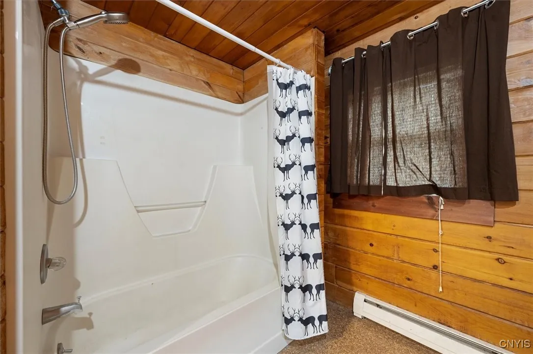 5640 Fearon Road, Eaton, New York 13408, Eaton, New York 13408, 5 Bedrooms Bedrooms, 8 Rooms Rooms,2 BathroomsBathrooms,Residential,For Sale,5640 Fearon Road, Eaton, New York 13408,S1621144
