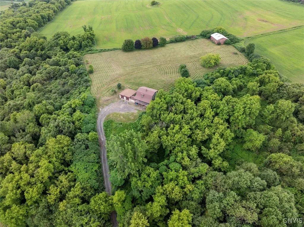 5640 Fearon Road, Eaton, New York 13408, Eaton, New York 13408, 5 Bedrooms Bedrooms, 8 Rooms Rooms,2 BathroomsBathrooms,Residential,For Sale,5640 Fearon Road, Eaton, New York 13408,S1621144