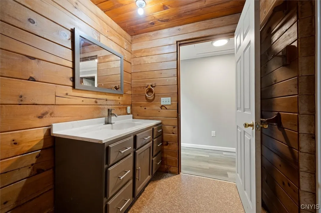5640 Fearon Road, Eaton, New York 13408, Eaton, New York 13408, 5 Bedrooms Bedrooms, 8 Rooms Rooms,2 BathroomsBathrooms,Residential,For Sale,5640 Fearon Road, Eaton, New York 13408,S1621144