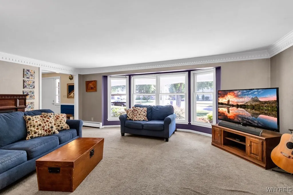 24 Rosewood Drive, Amherst, New York 14221, Amherst, New York 14221, 4 Bedrooms Bedrooms, 10 Rooms Rooms,2 BathroomsBathrooms,Residential,For Sale,24 Rosewood Drive, Amherst, New York 14221,B1622204