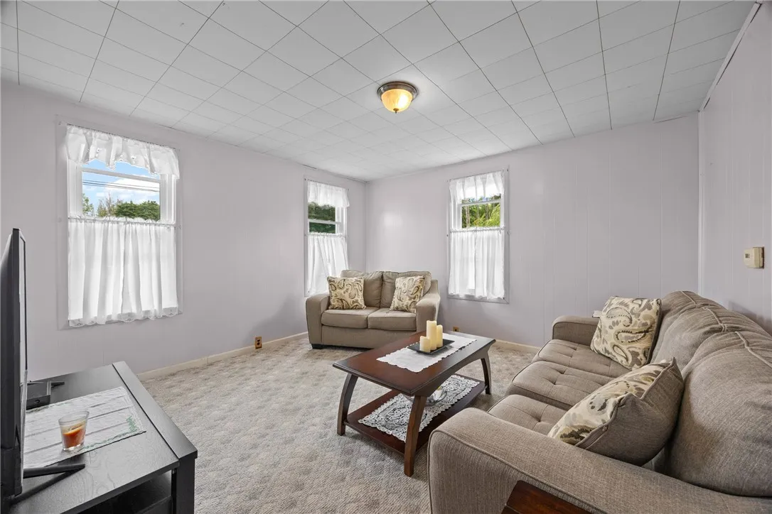5993 South Geneva Road, Sodus, New York 14551, Sodus, New York 14551, 3 Bedrooms Bedrooms, 9 Rooms Rooms,1 BathroomBathrooms,Residential,For Sale,5993 South Geneva Road, Sodus, New York 14551,R1621252