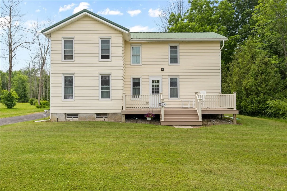 5993 South Geneva Road, Sodus, New York 14551, Sodus, New York 14551, 3 Bedrooms Bedrooms, 9 Rooms Rooms,1 BathroomBathrooms,Residential,For Sale,5993 South Geneva Road, Sodus, New York 14551,R1621252